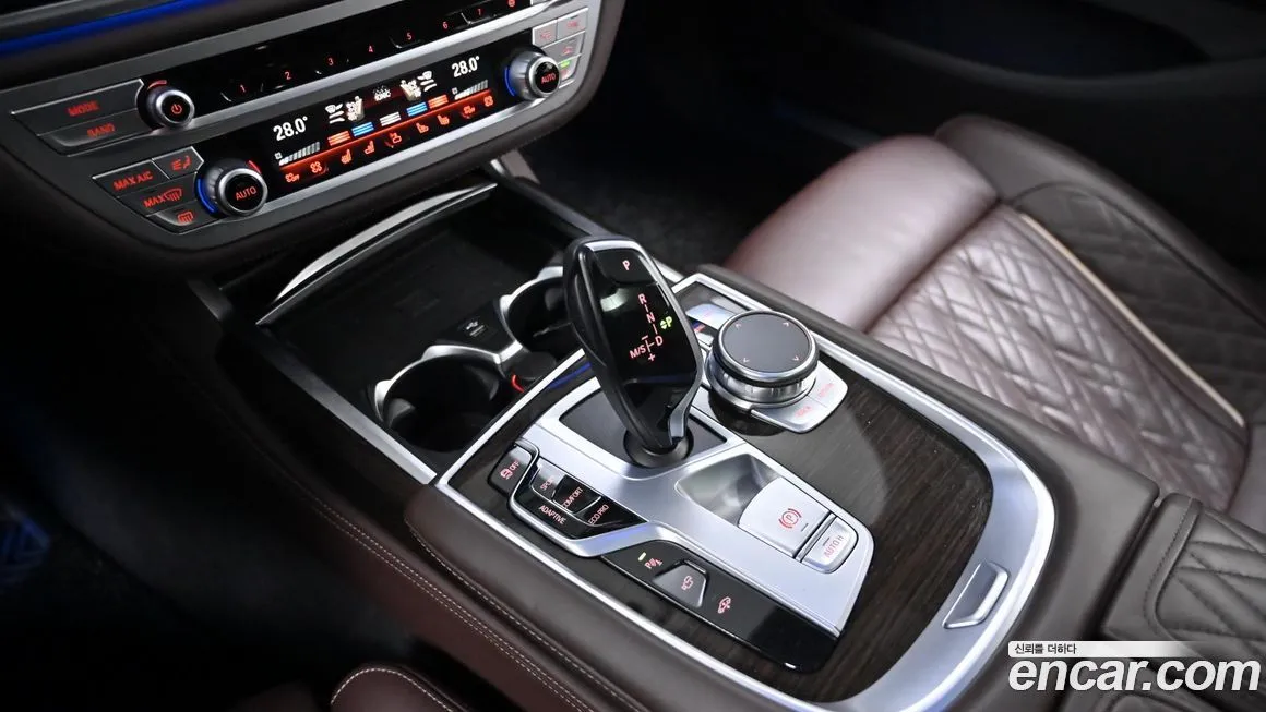 BMW 7-Series 2021 из KR, фото 9