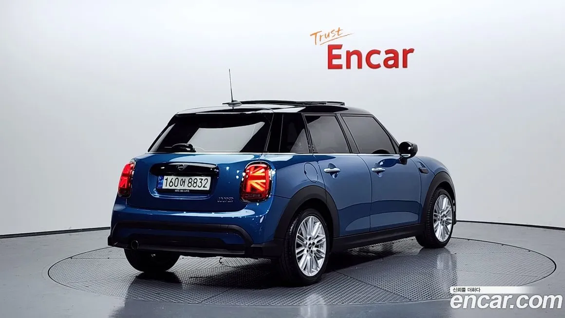 Mini Cooper 2022 из KR, фото 2