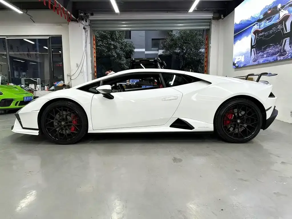 Lamborghini Huracan 2021 из CN, фото 9
