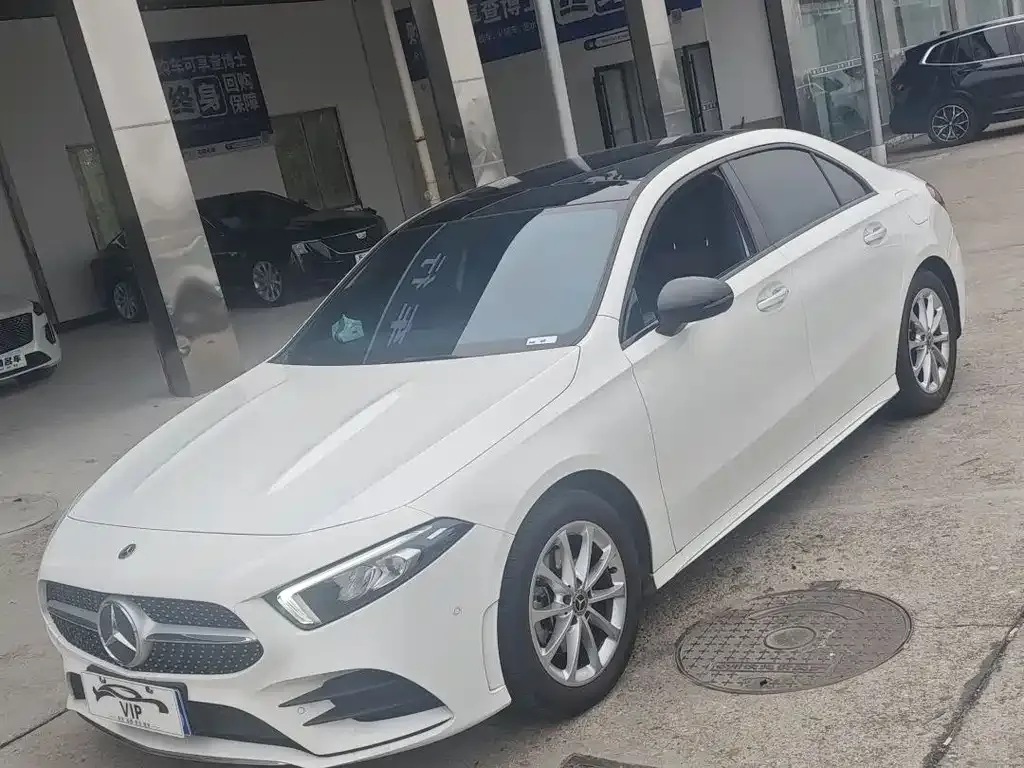 Mercedes-Benz A-Class — фото 1