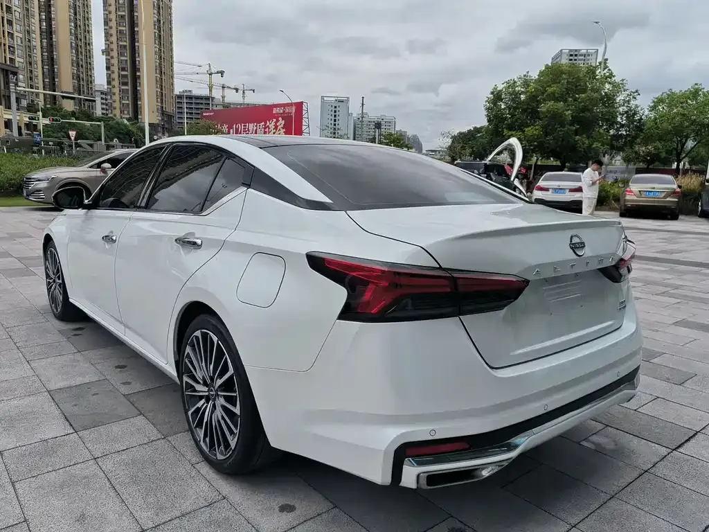 Nissan Teana 2023 из CN, фото 4