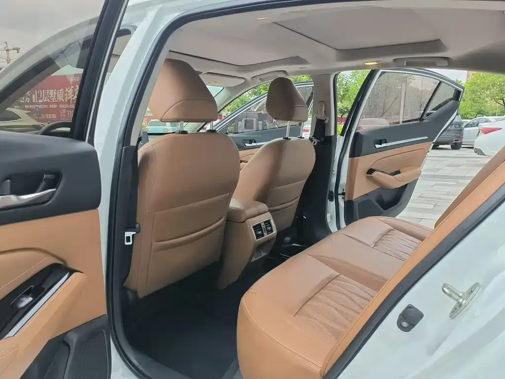 Nissan Teana 2023 из CN, фото 9