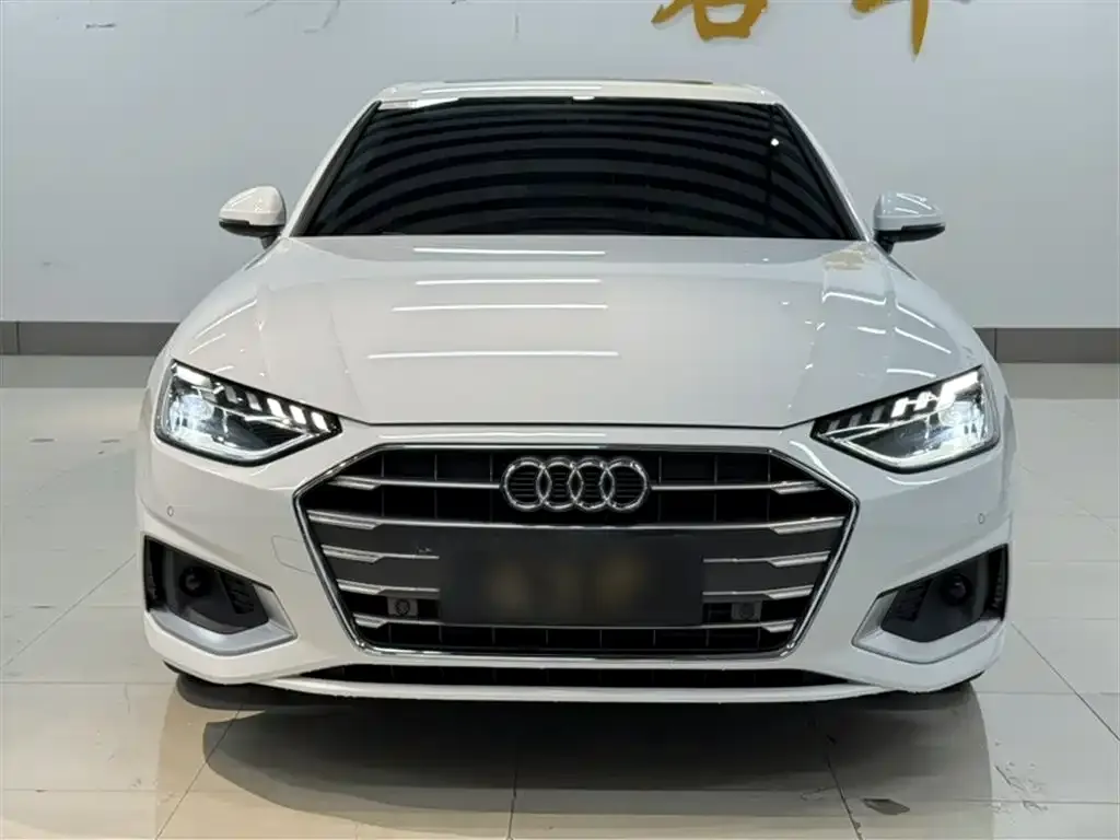 Audi A4L 2021 из CN, фото 10
