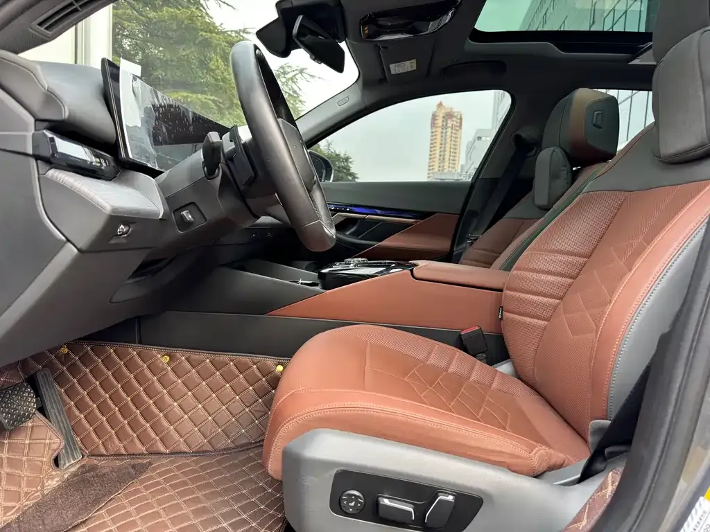 BMW i5 2024 из CN, фото 10