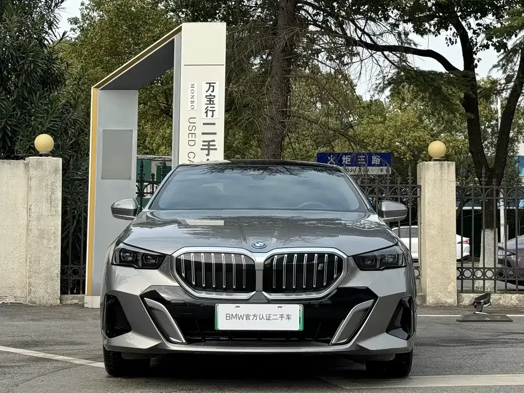 BMW i5 2024 из CN, фото 2
