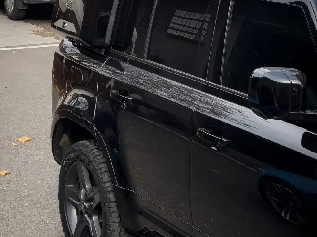 Land Rover Defender 2023 из CN, фото 3