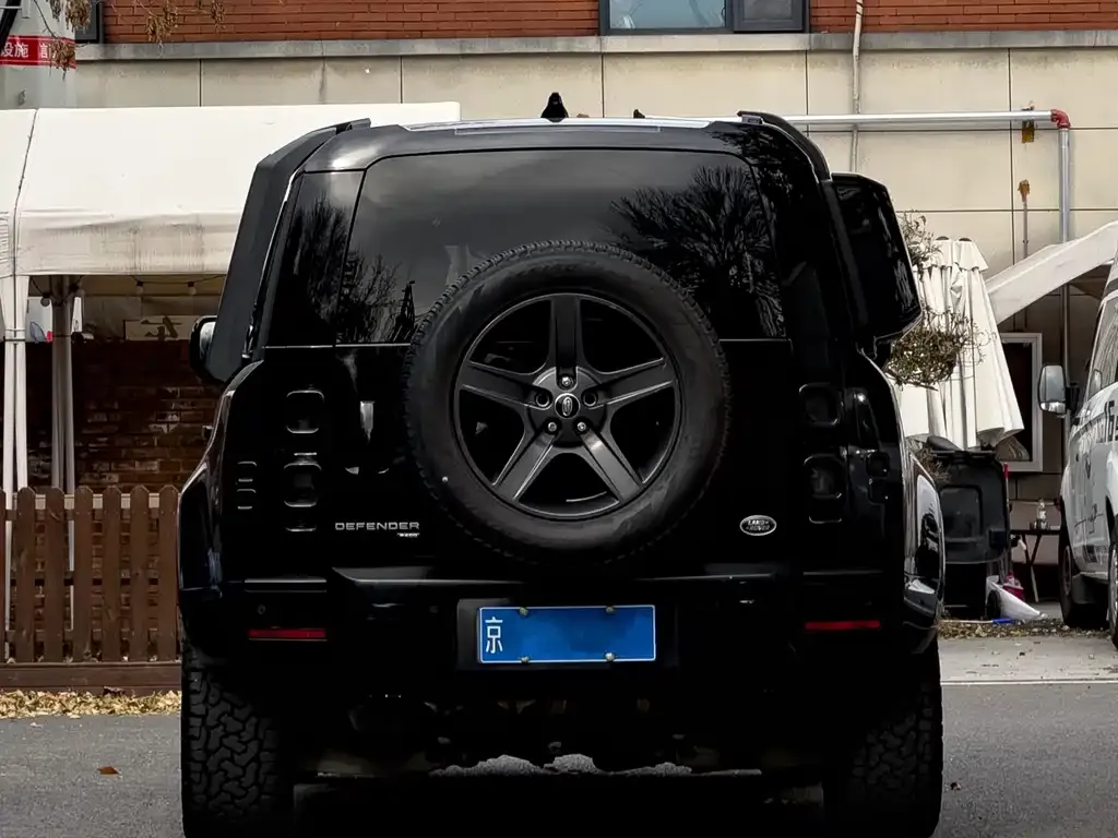 Land Rover Defender 2023 из CN, фото 8