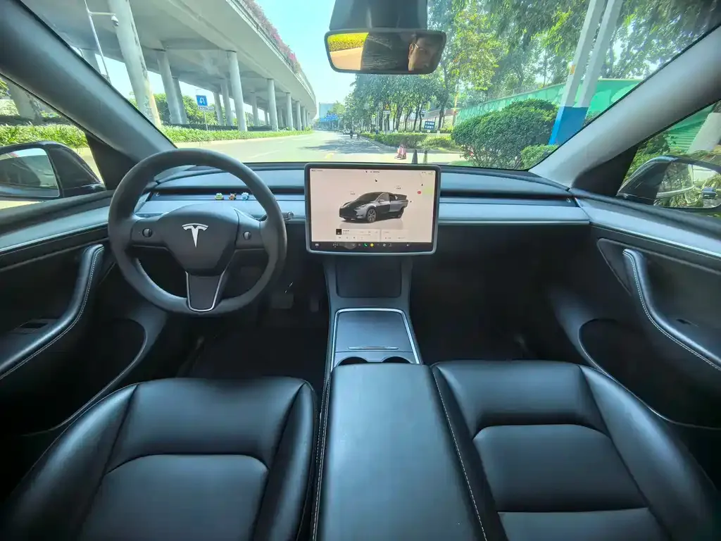 Tesla Model Y 2024 из CN, фото 10