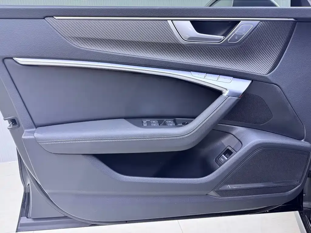 Audi S7 2022 из CN, фото 10