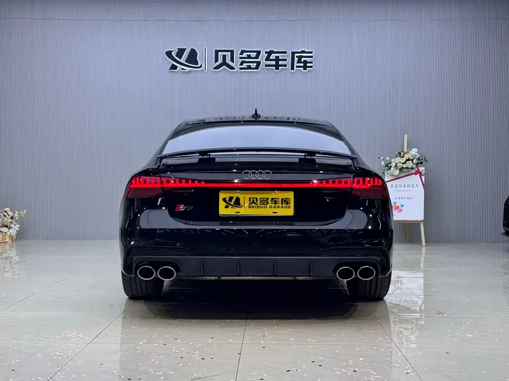 Audi S7 2022 из CN, фото 4