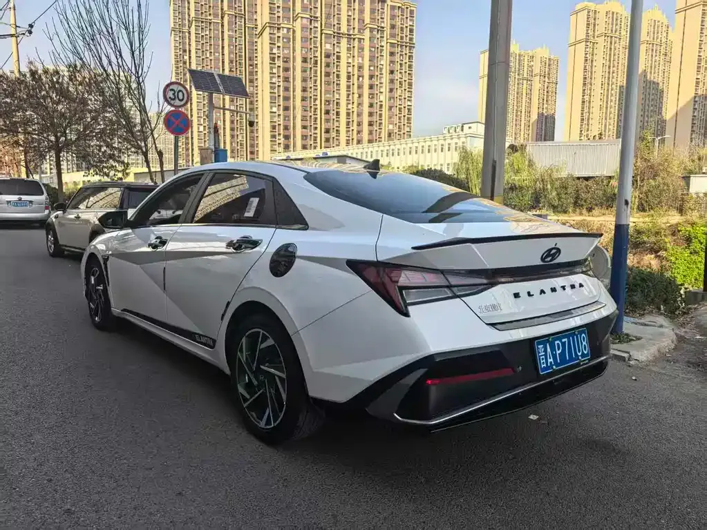 Hyundai Elantra 2024 из CN, фото 7