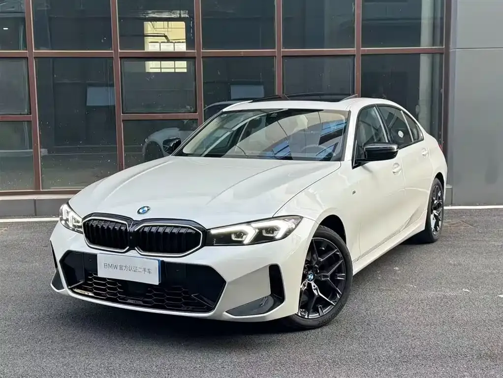 BMW 3 Series 2024 из CN, фото 1