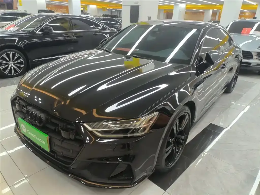 Audi A7L 2023 из CN, фото 2