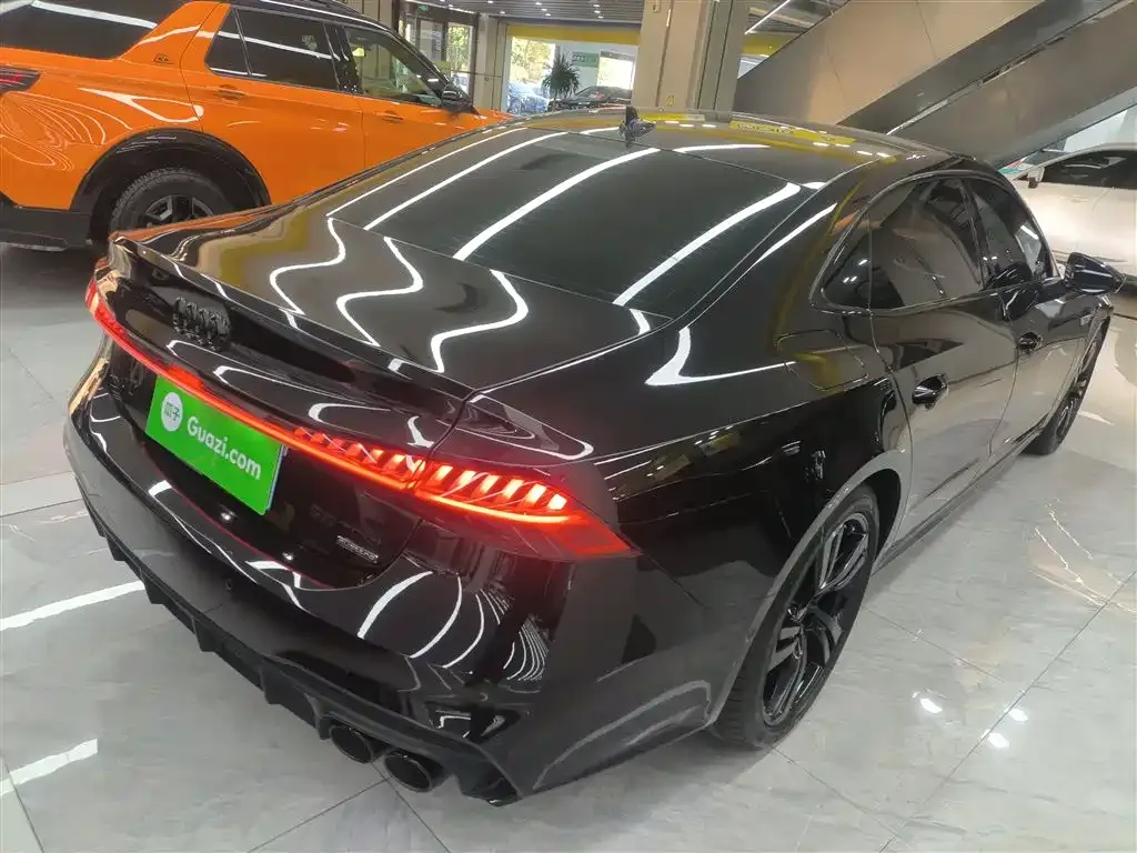 Audi A7L 2023 из CN, фото 7