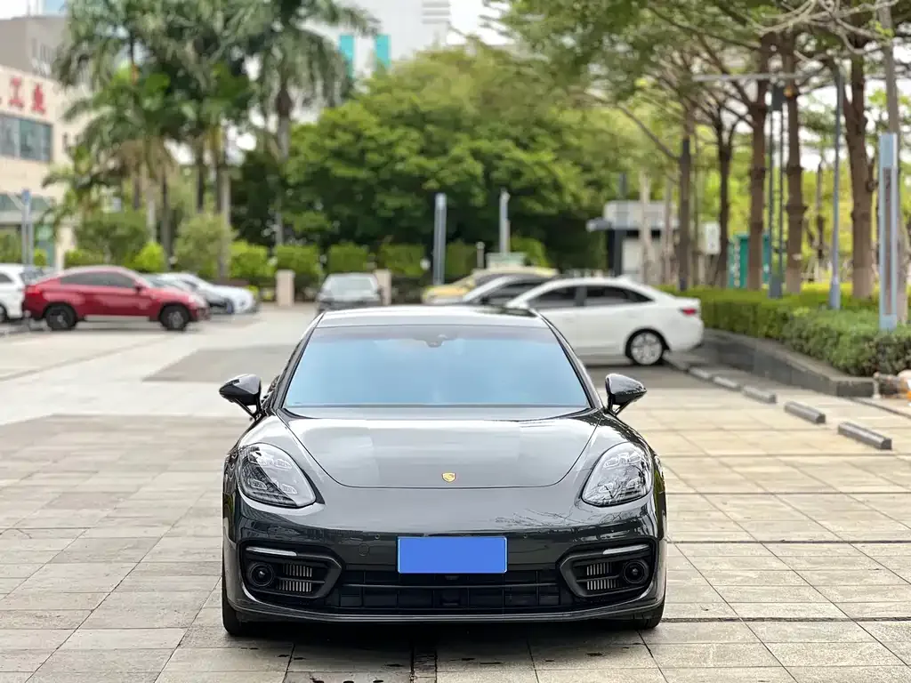 Porsche Panamera 2022 из CN, фото 2