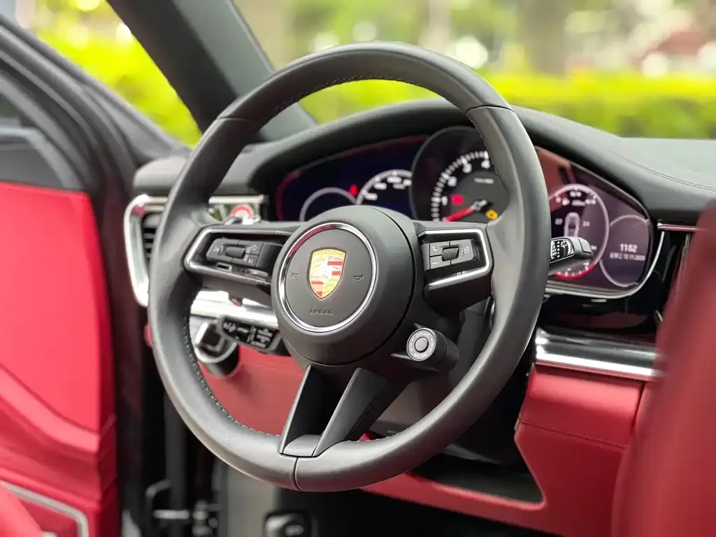Porsche Panamera 2022 из CN, фото 7