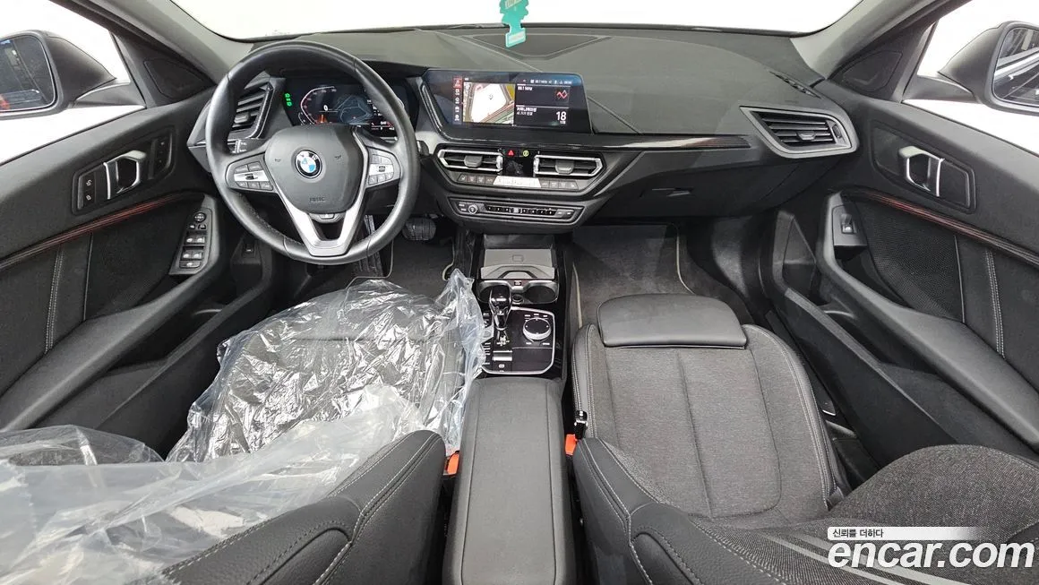 BMW 1-Series 2024 из KR, фото 7
