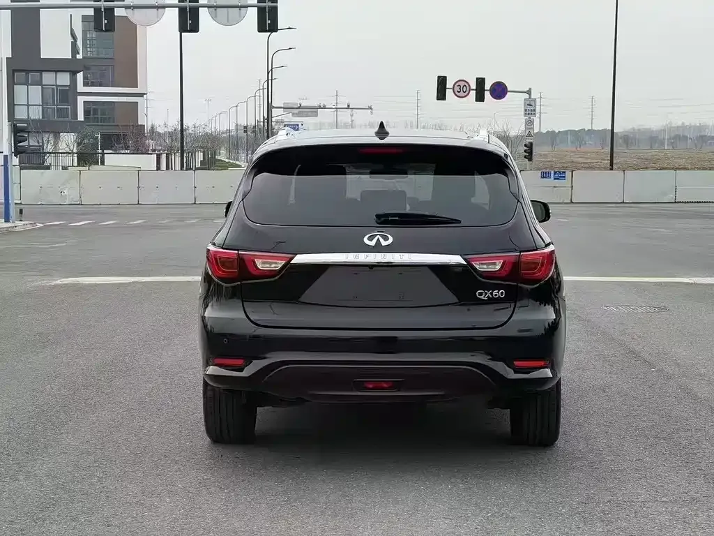 Infiniti QX60 (Import) 2021 из CN, фото 8