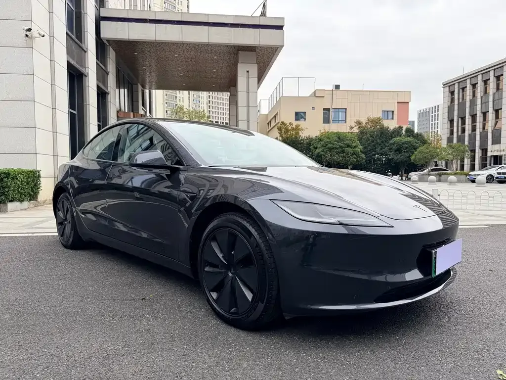 Tesla Model 3 2024 из CN, фото 3