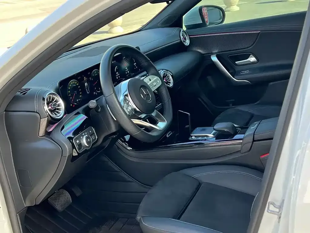 Mercedes-Benz A-Class 2022 из CN, фото 4