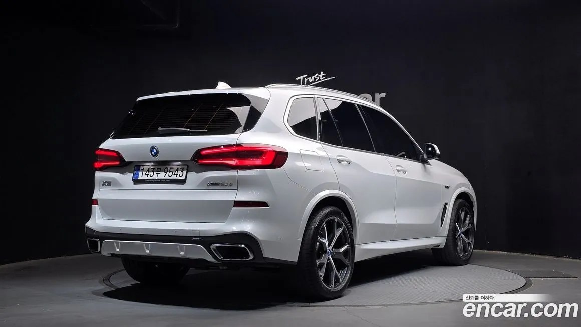 BMW X5 — фото 2