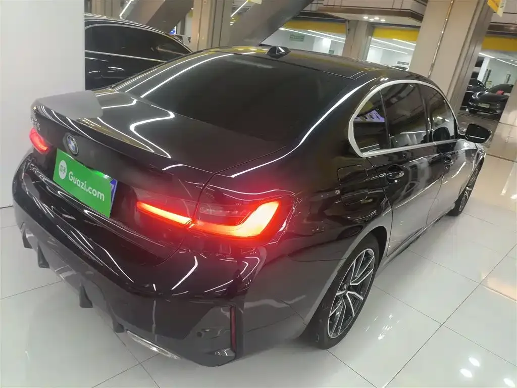 BMW 3 Series 2024 из CN, фото 7