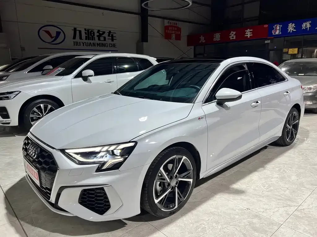 Audi A3 2021 из CN, фото 3