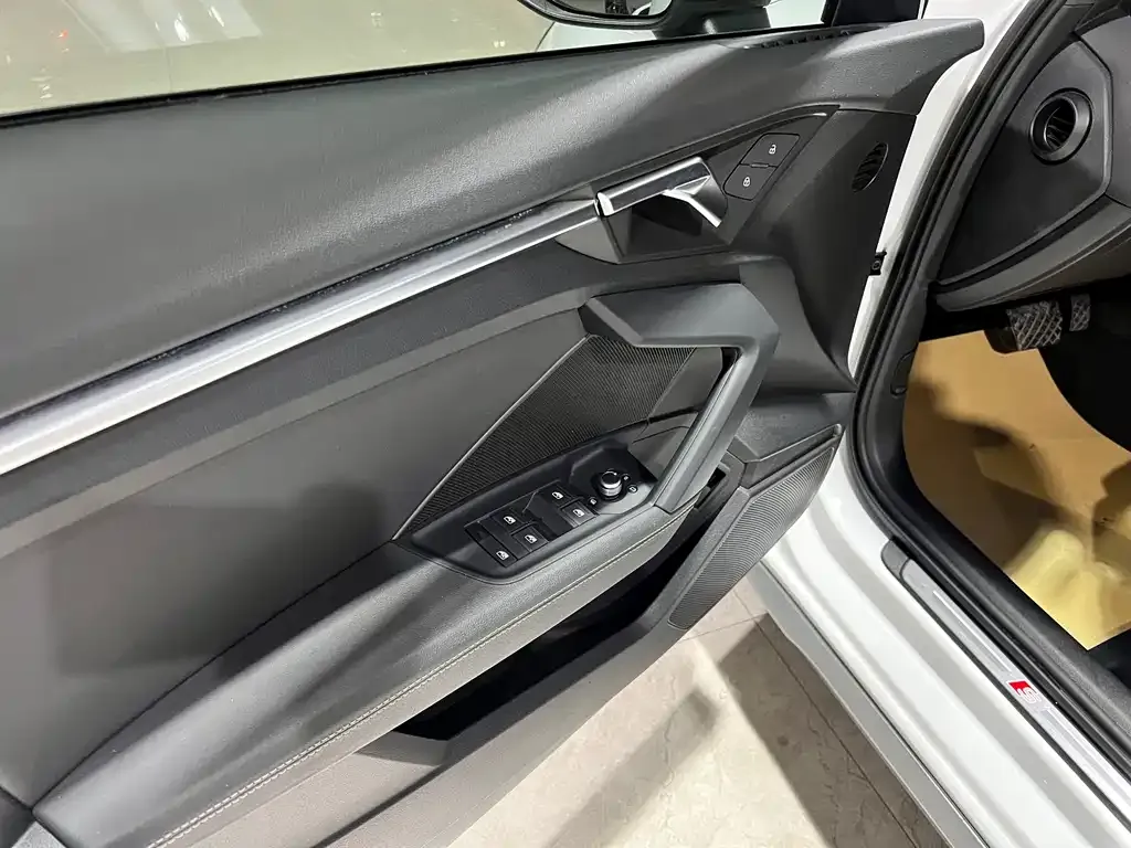 Audi A3 2021 из CN, фото 8