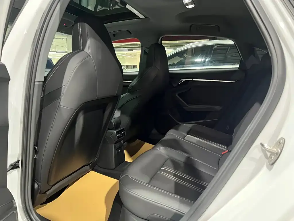 Audi A3 2021 из CN, фото 9