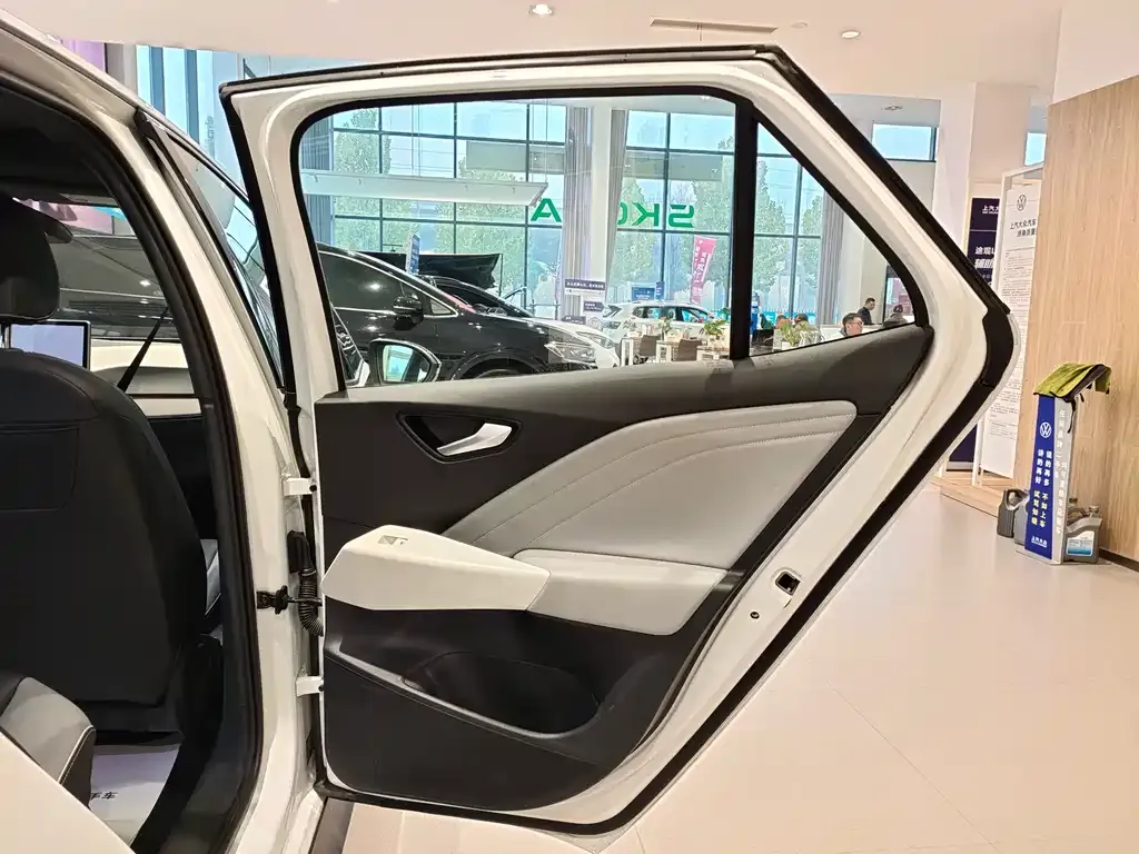 Volkswagen ID.3 2024 из CN, фото 10