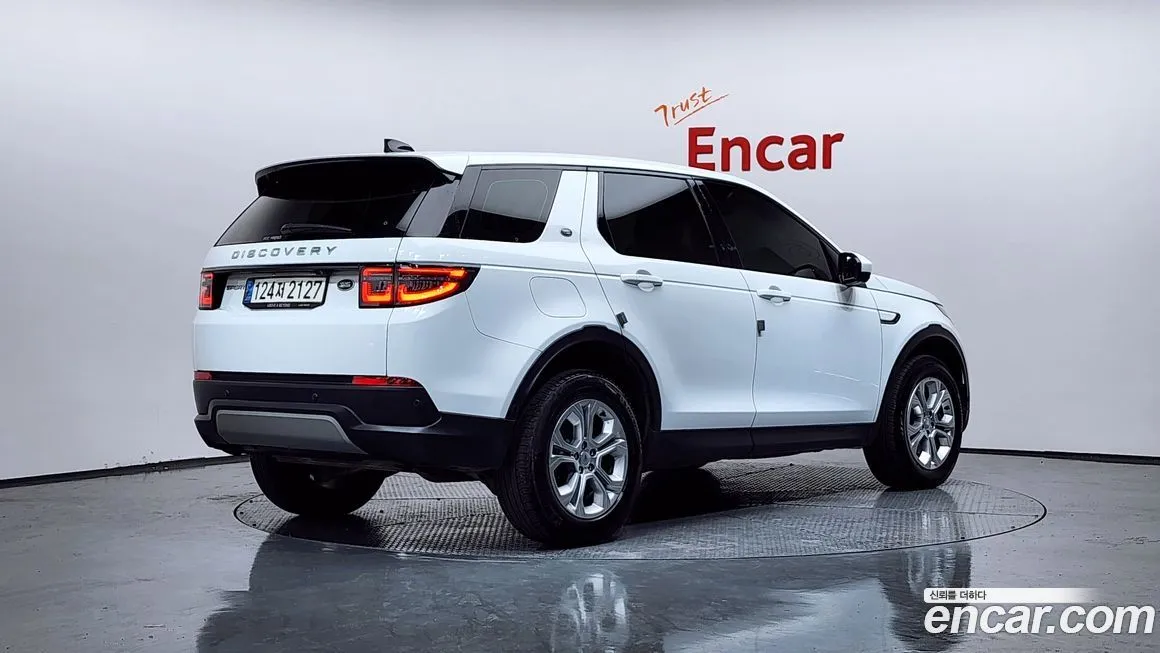 Land Rover Discovery Sport 2021 из KR, фото 2