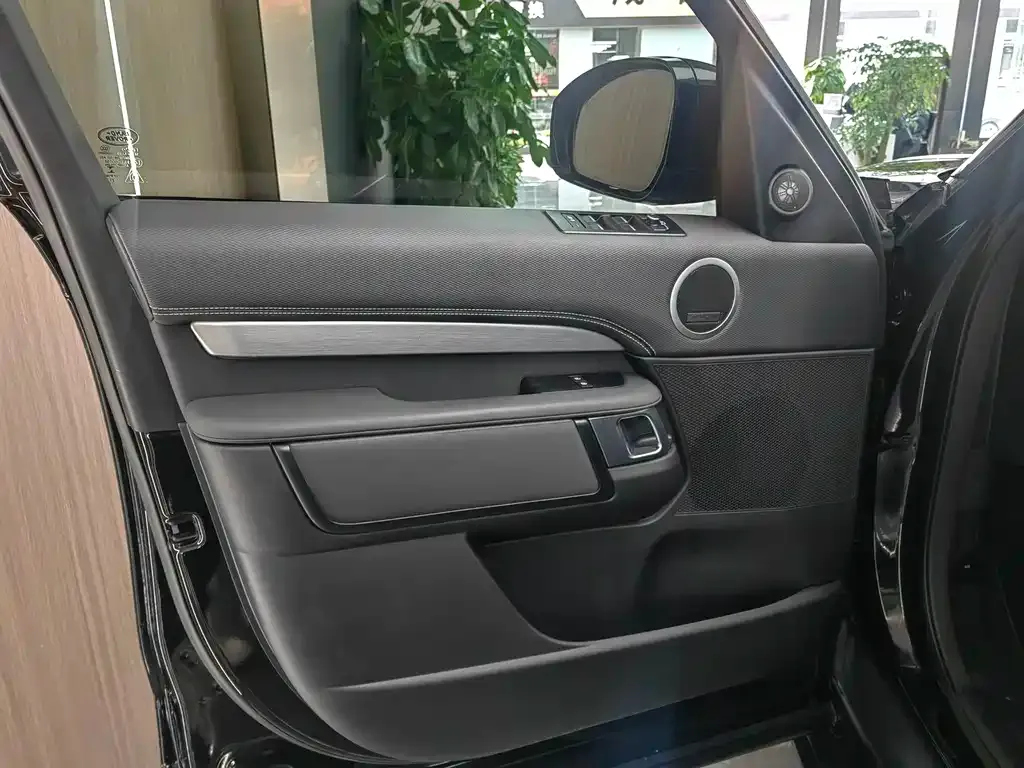 Land Rover Discovery 2022 из CN, фото 5