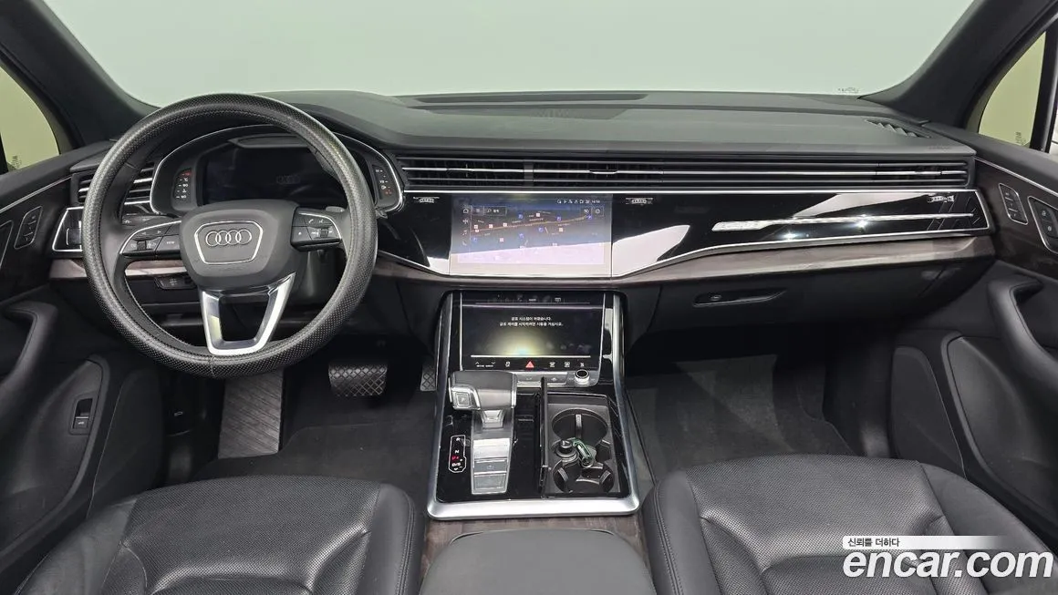 Audi Q7 2021 из KR, фото 7