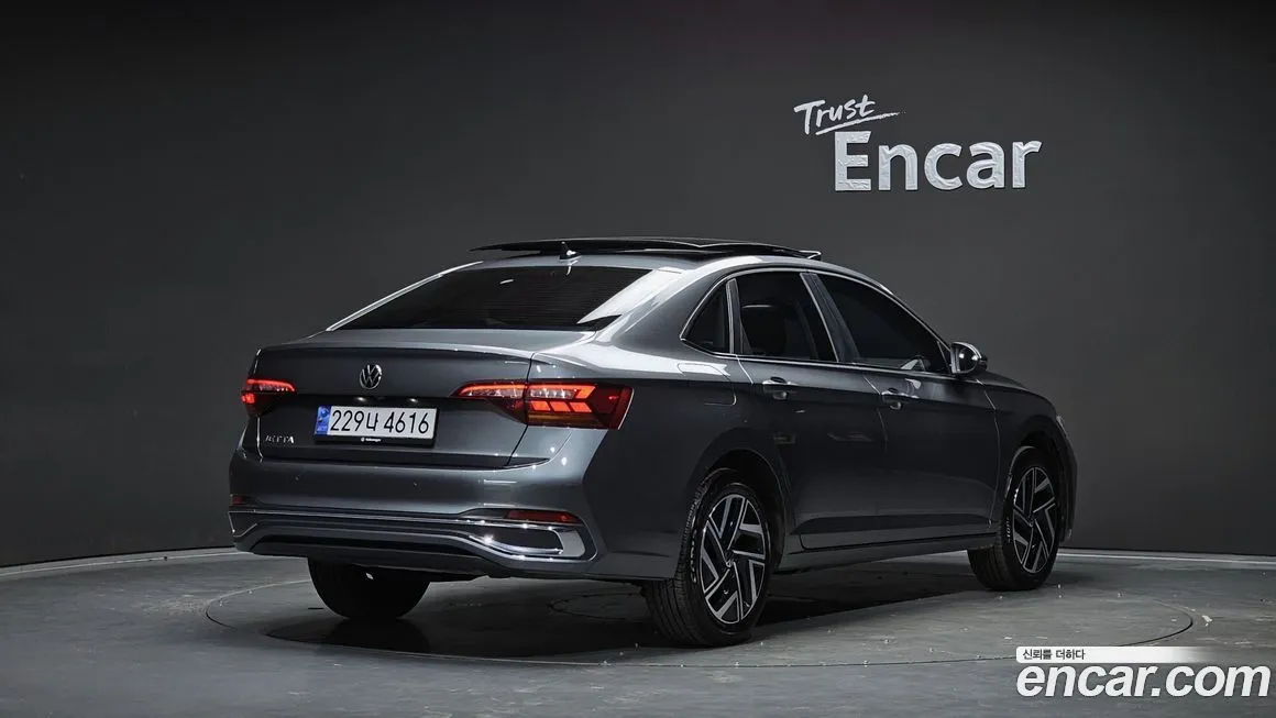 Volkswagen Jetta 2024 из KR, фото 2