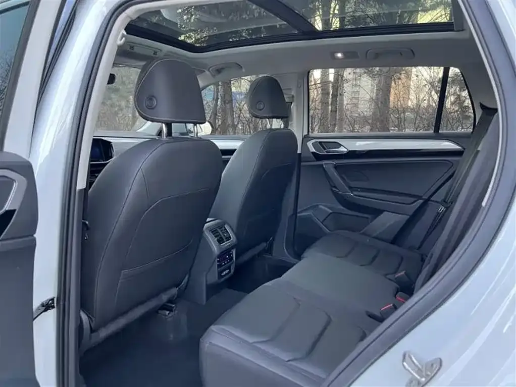 Volkswagen Tayron 2022 из CN, фото 6
