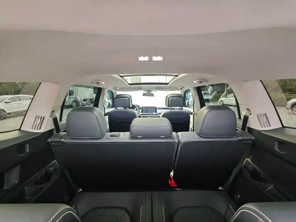 Volkswagen Teramont 2024 из CN, фото 5