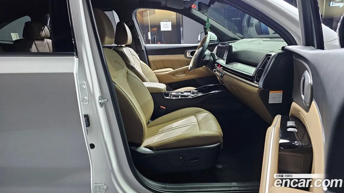 Kia Sorento — фото 10