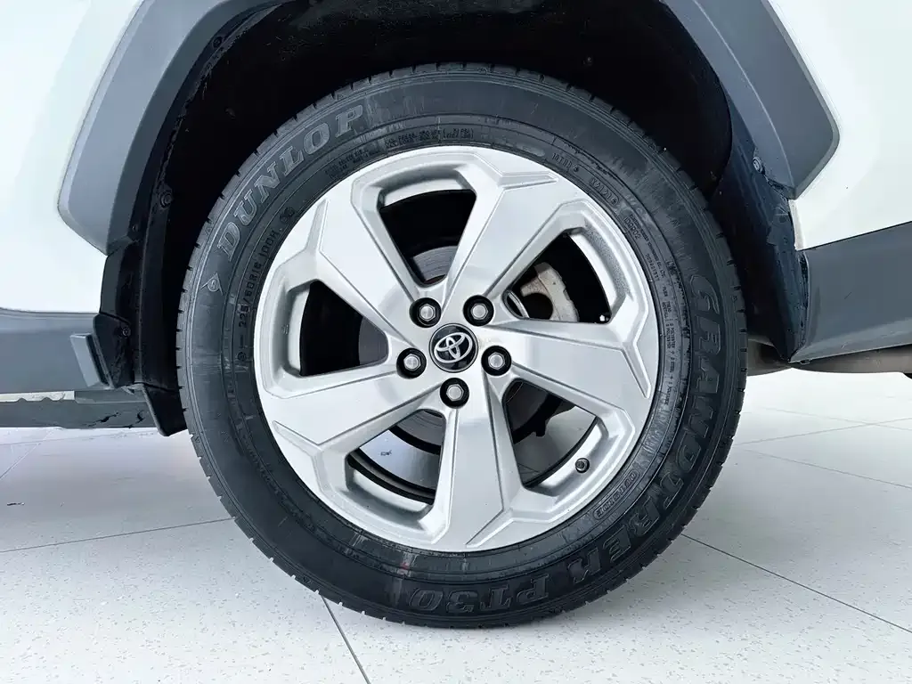 Toyota RAV4 2021 из CN, фото 5