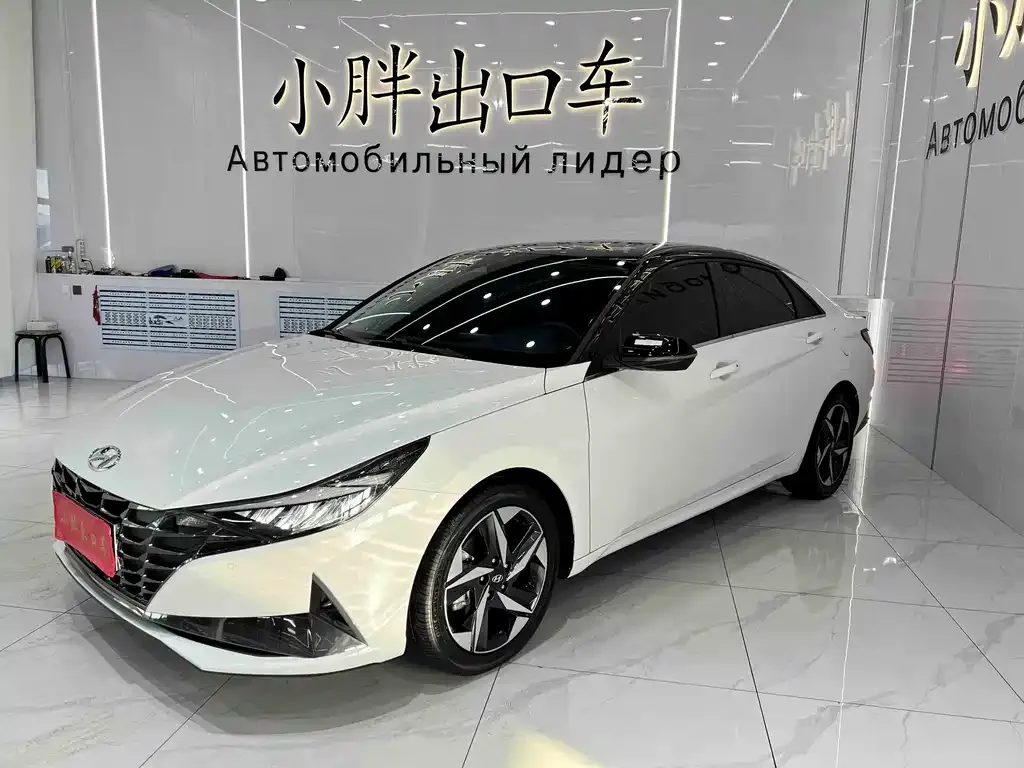 Hyundai Elantra 2023 из CN, фото 1