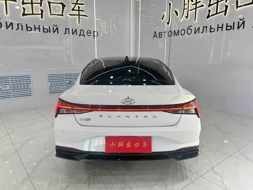 Hyundai Elantra 2023 из CN, фото 2
