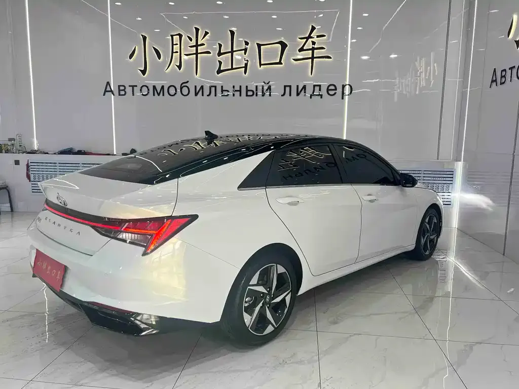 Hyundai Elantra 2023 из CN, фото 4