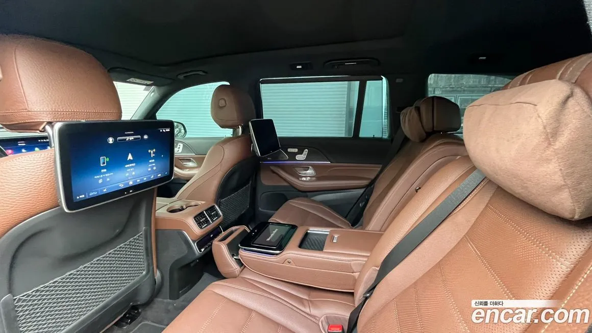 Mercedes-Benz GLS-Class — фото 10