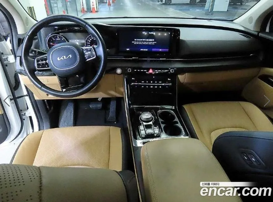 Kia Carnival — фото 10