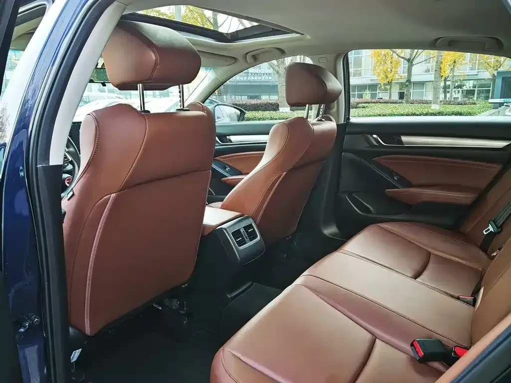 Honda Inspire 2021 из CN, фото 9