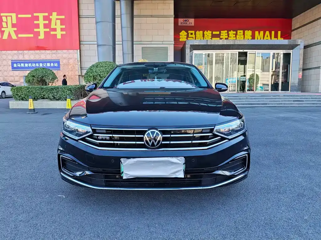 Volkswagen Magotan GTE PHEV 2023 из CN, фото 2