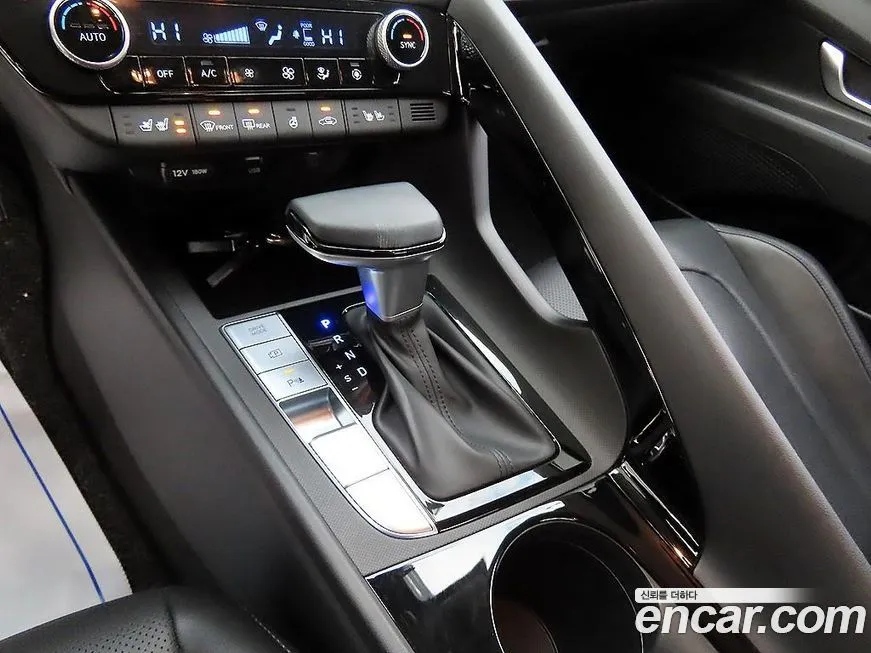 Hyundai AVANTE — фото 9