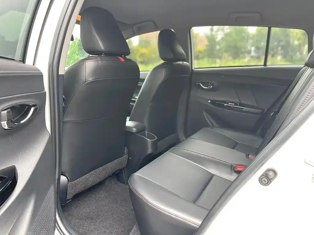 Toyota Yaris L 2022 из CN, фото 10