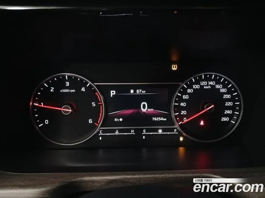 Kia Sorento — фото 8