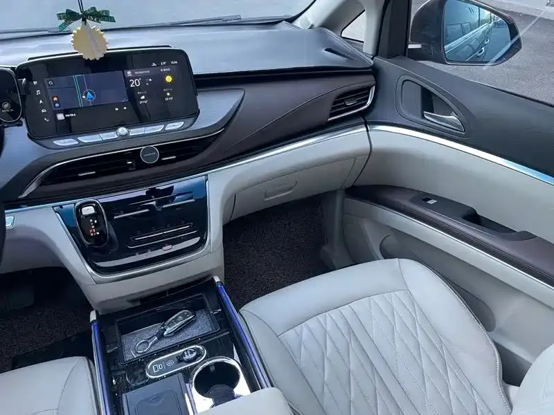 Buick GL8 2022 из CN, фото 6