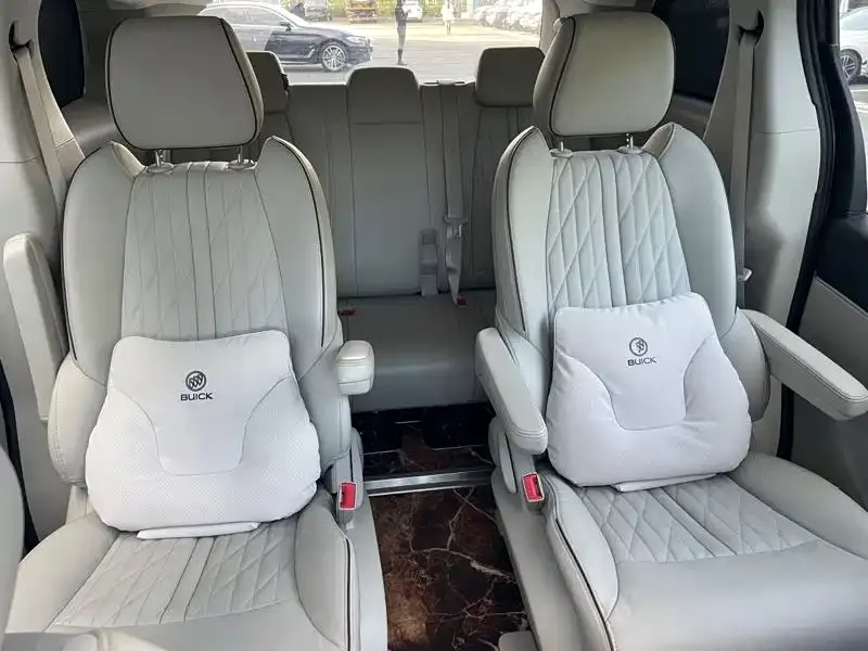 Buick GL8 2022 из CN, фото 9